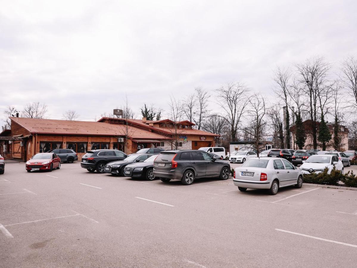 Stara Ada Banja Luka Hotel Kültér fotó